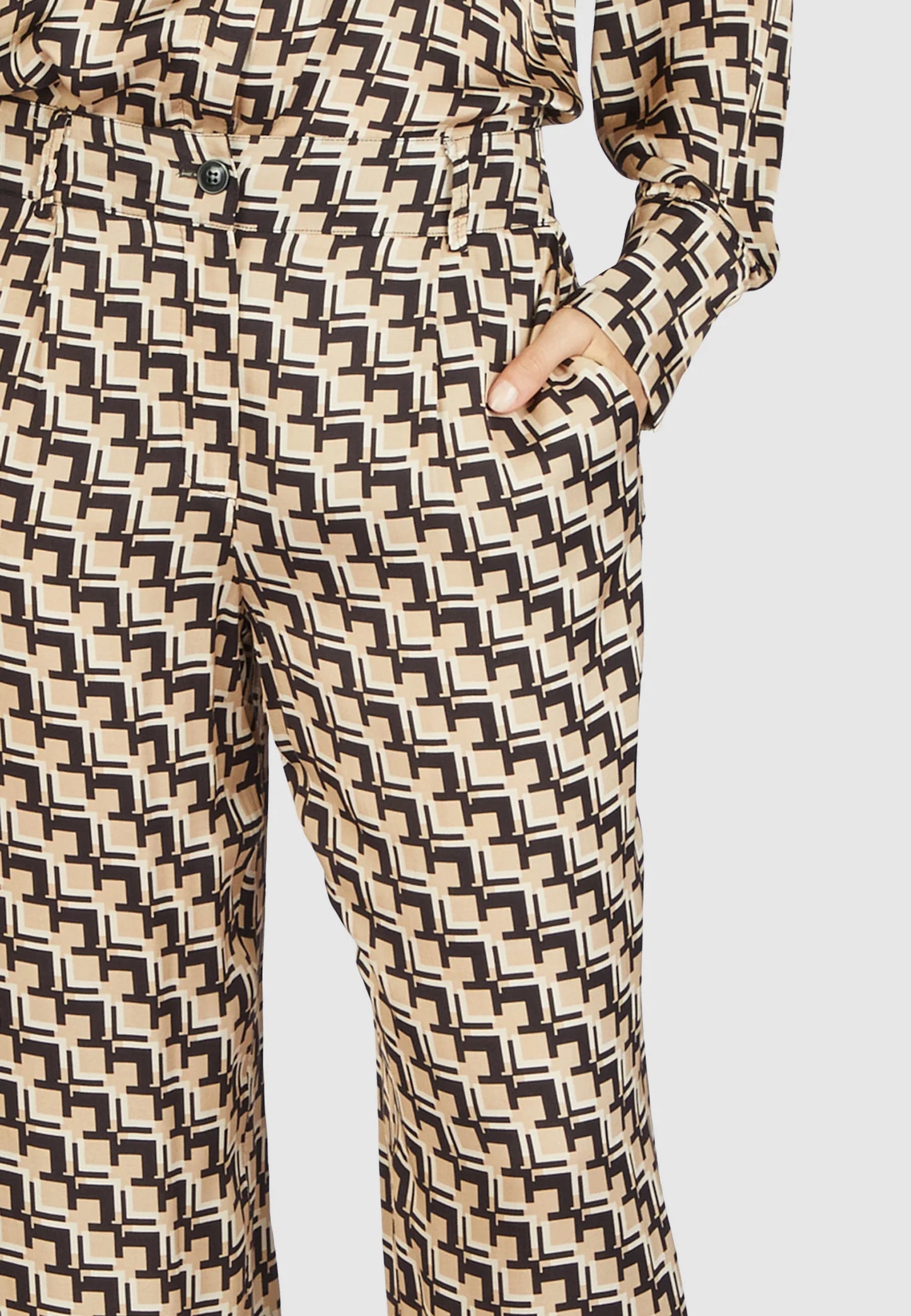 Marc Aurel Pleated Trouser
