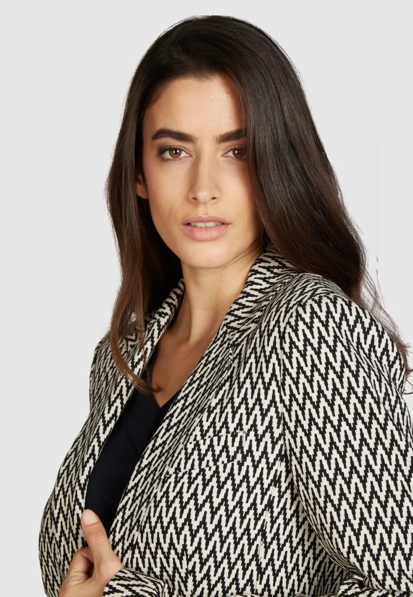 Marc Aurel Long Zig Zag Blazer