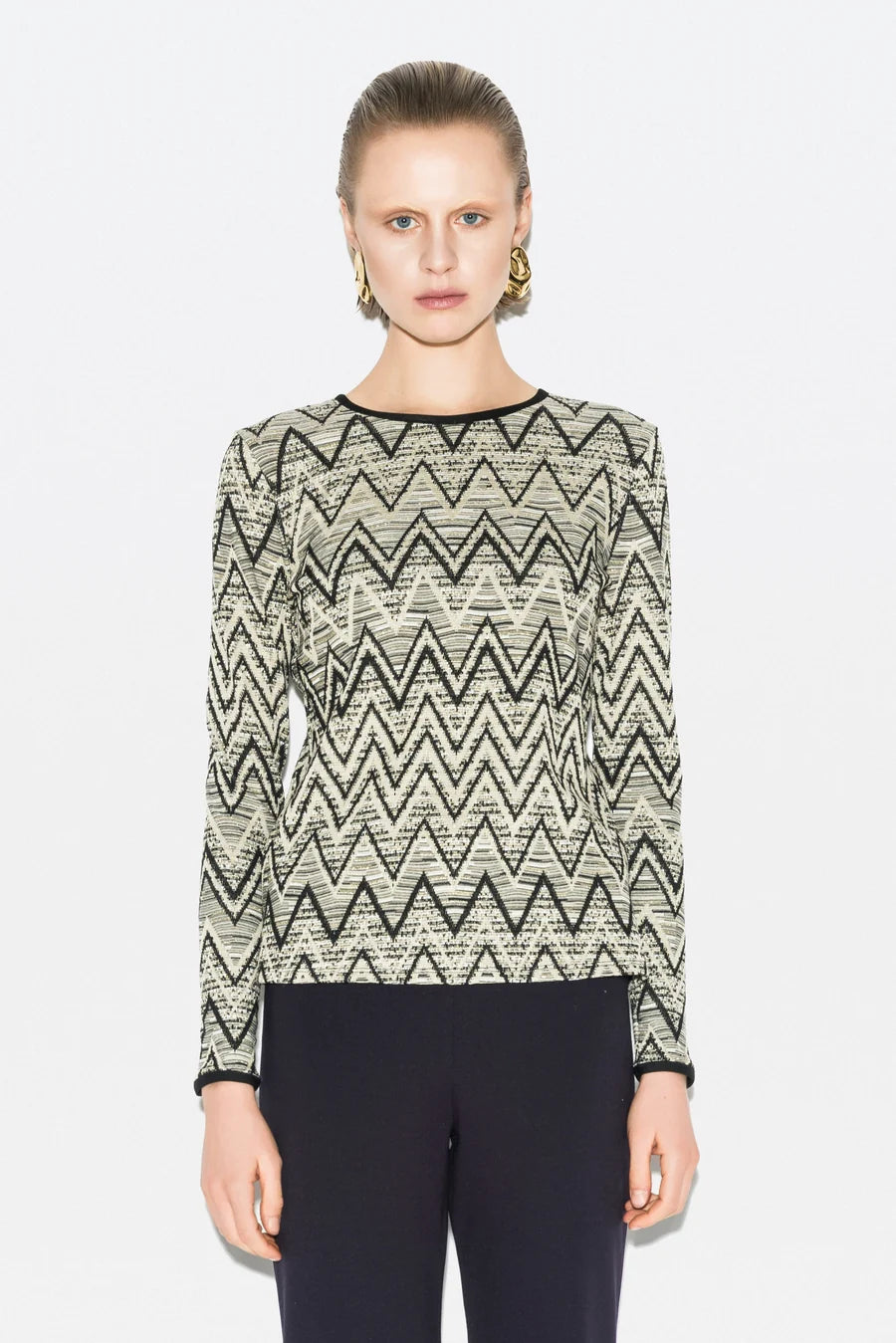 Nadya Toto Bret Top