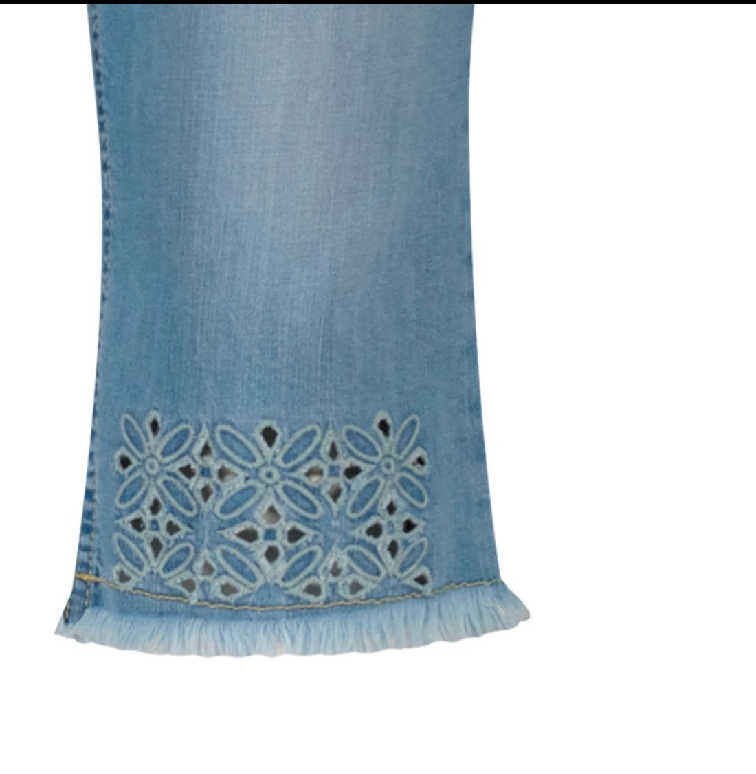 Zerres Flower Embossed Jean Shorts