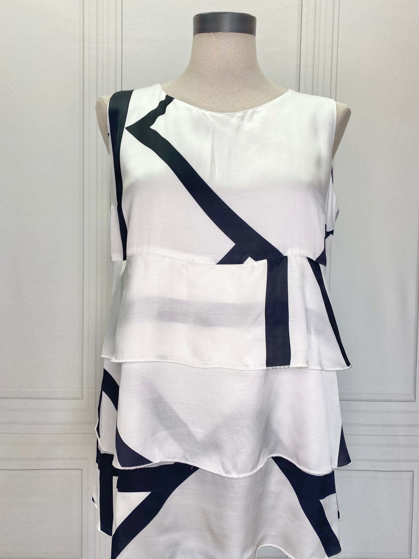 Ecla Sleeveless Ruffle Top