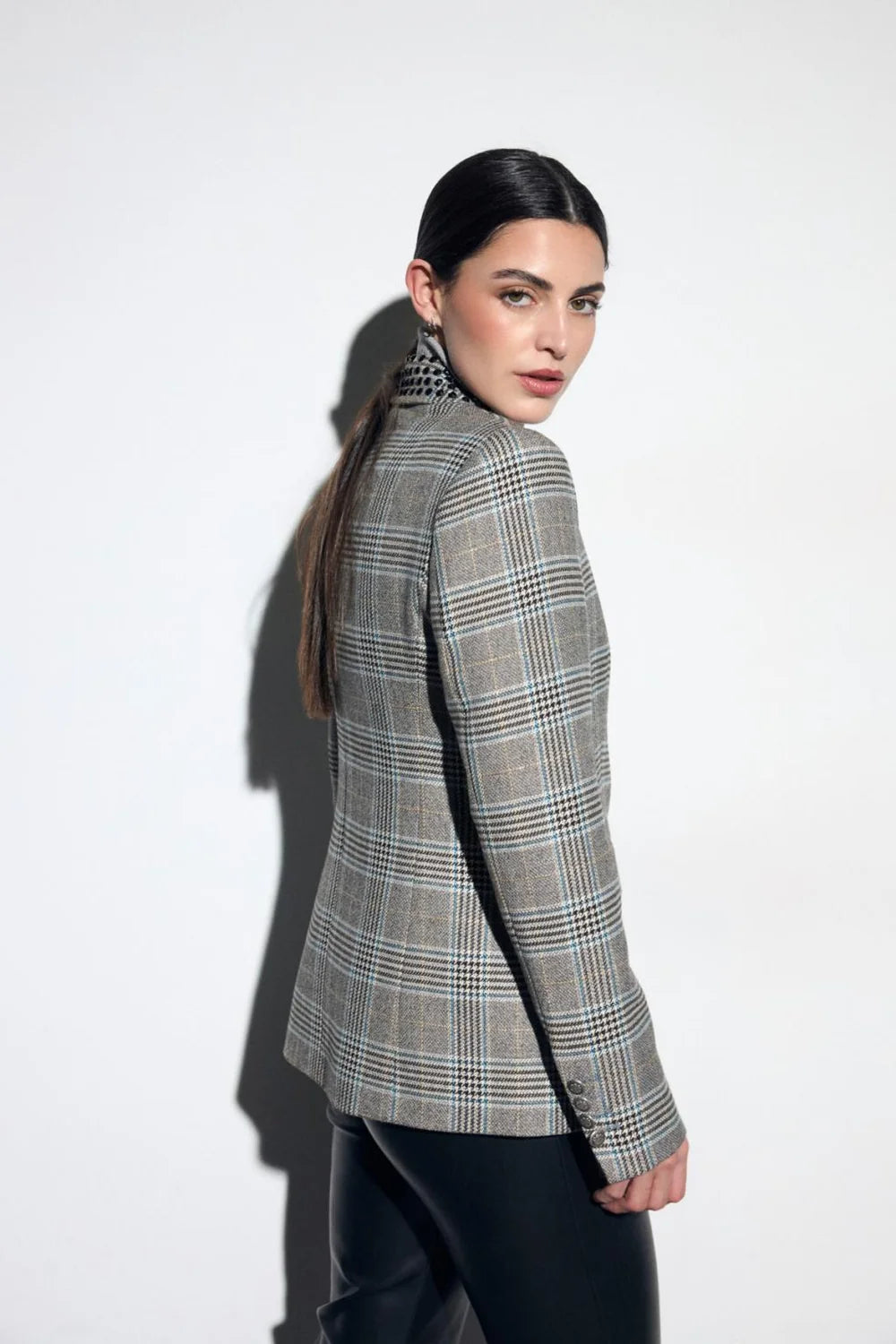 Tinta Kione Blazer