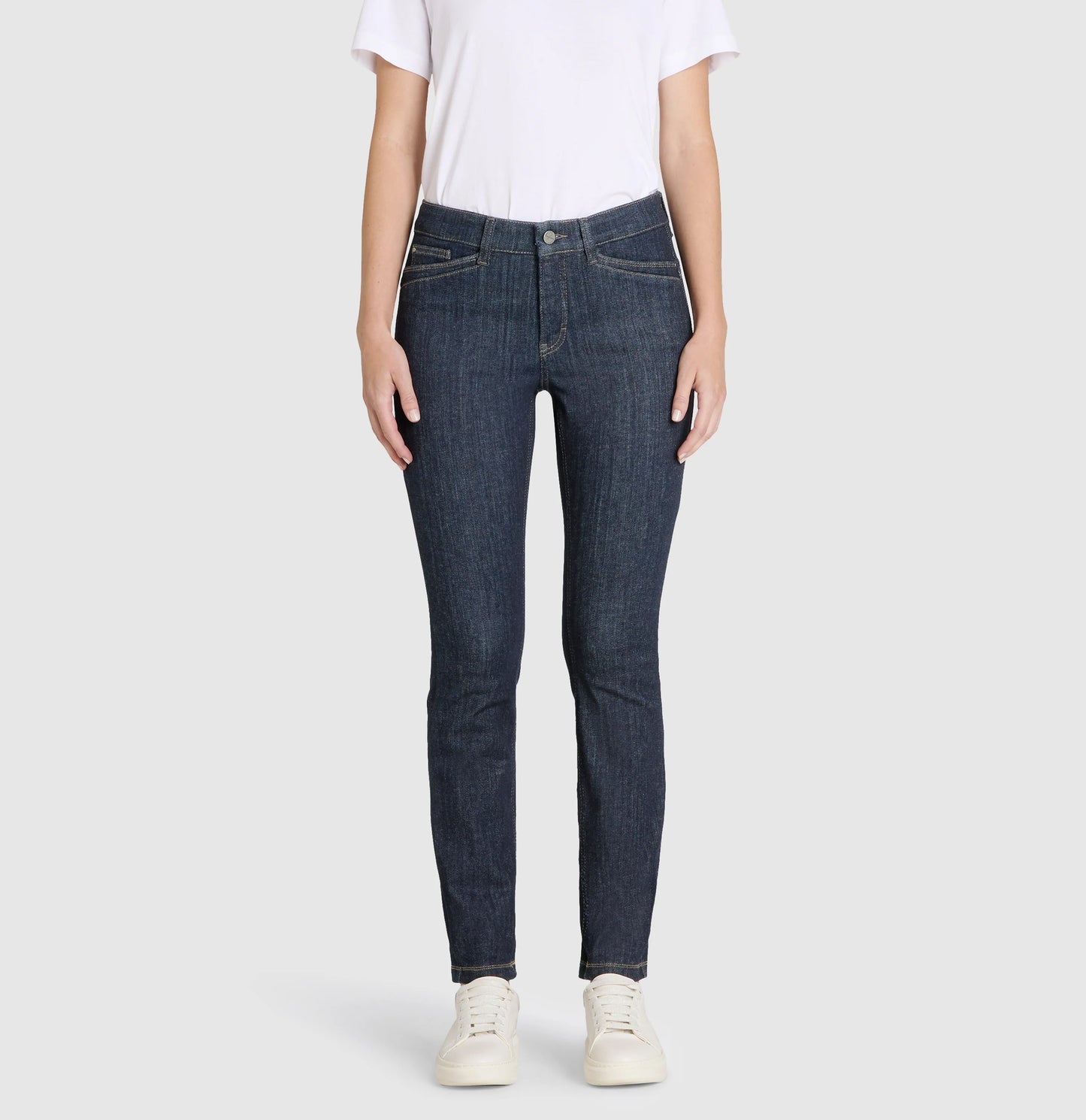 MAC Skinny Shape Jean