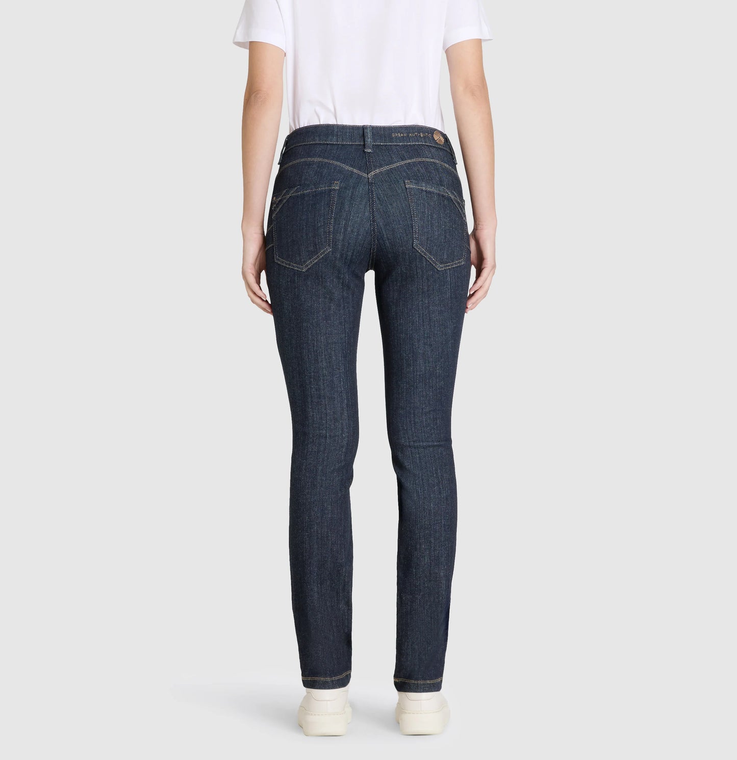 MAC Skinny Shape Jean