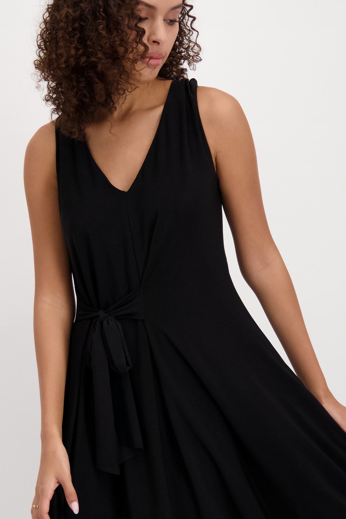 Monari Elastic Dress – The One & Only Shoes, Clothing and Accessories | Blusen